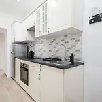 B70-1 - Park Panorama - Location By Bqa * Budapest